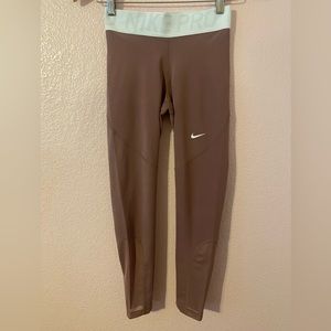 Nike Pro Mauve Dri-Fit Tights Leggings Mesh - Small